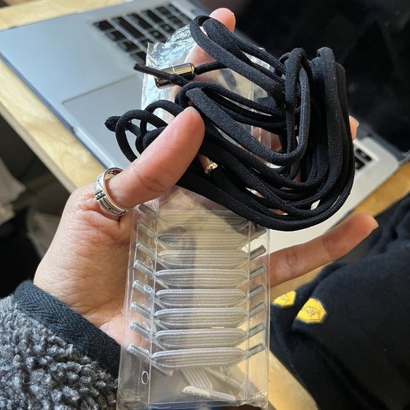 • MOVING LAST CHANCE 7/31/2024 • Barefoot toe sock lot and laces - Picture 4 of 4